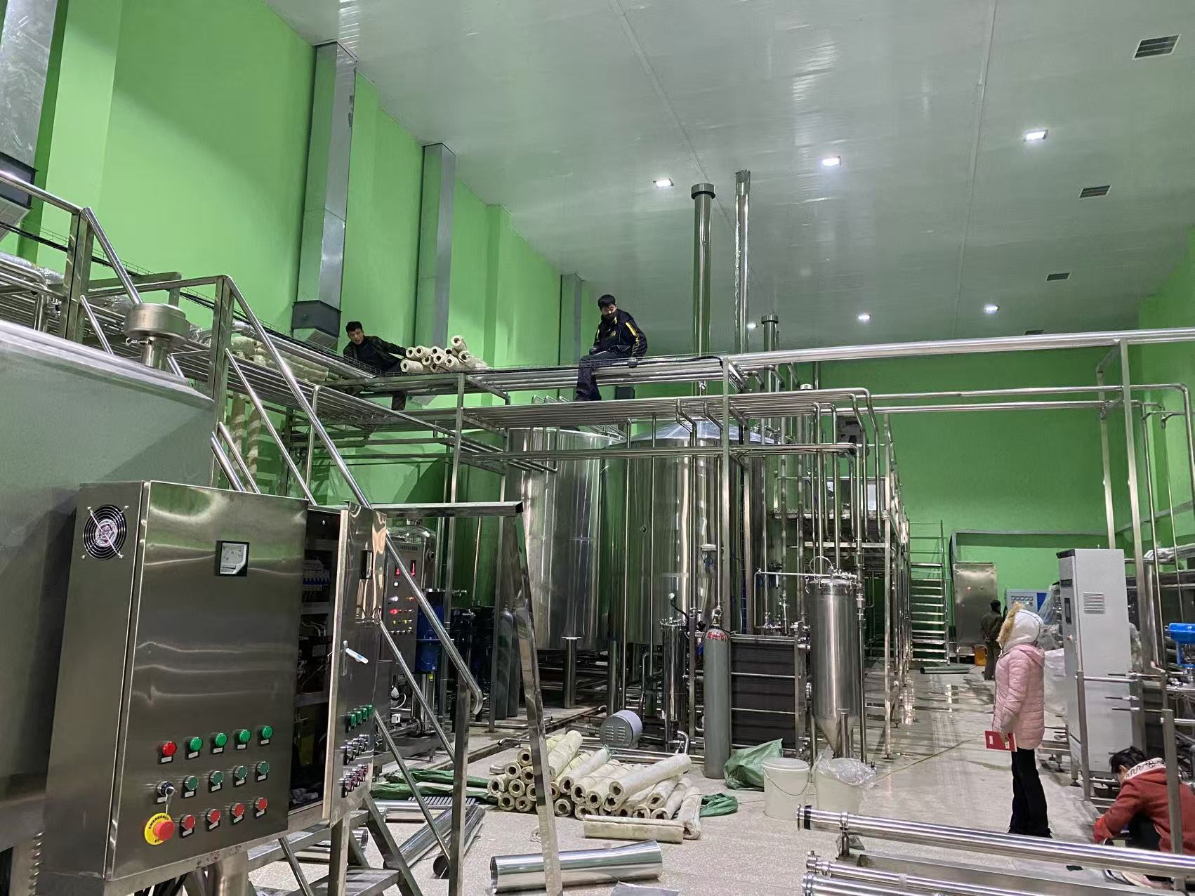乳源精酿啤酒设备厂—精酿啤酒设备制造:传承工艺与创新科技的交融